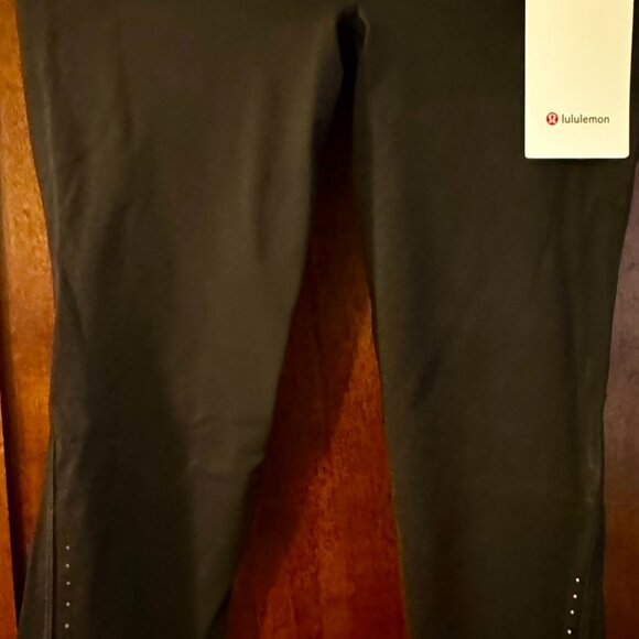lululemon women's Yoga pants black size 4 New - Picture 2 of 5